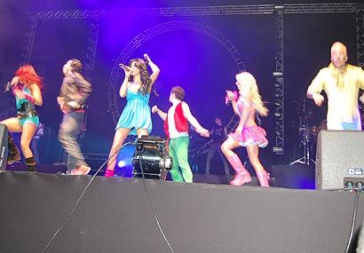 051.jpg