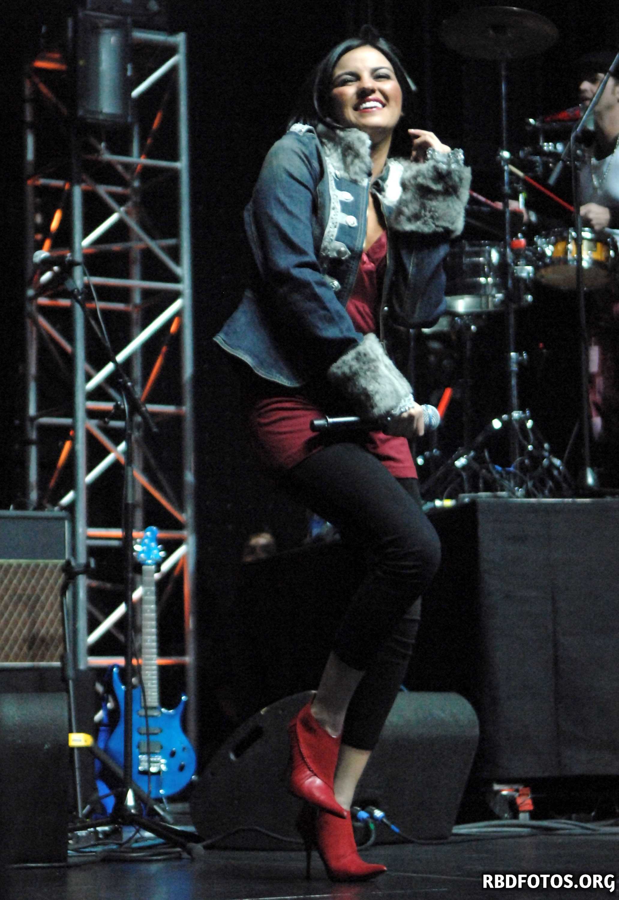 HQ
