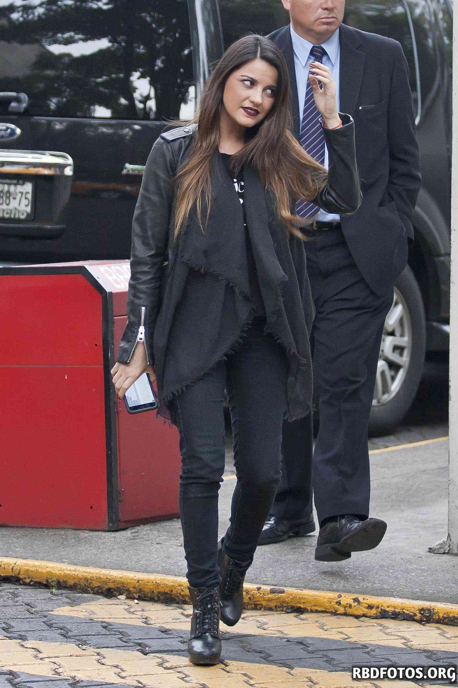 HQ
HQ