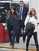 maite-perroni-saindo-estudio-004.jpg