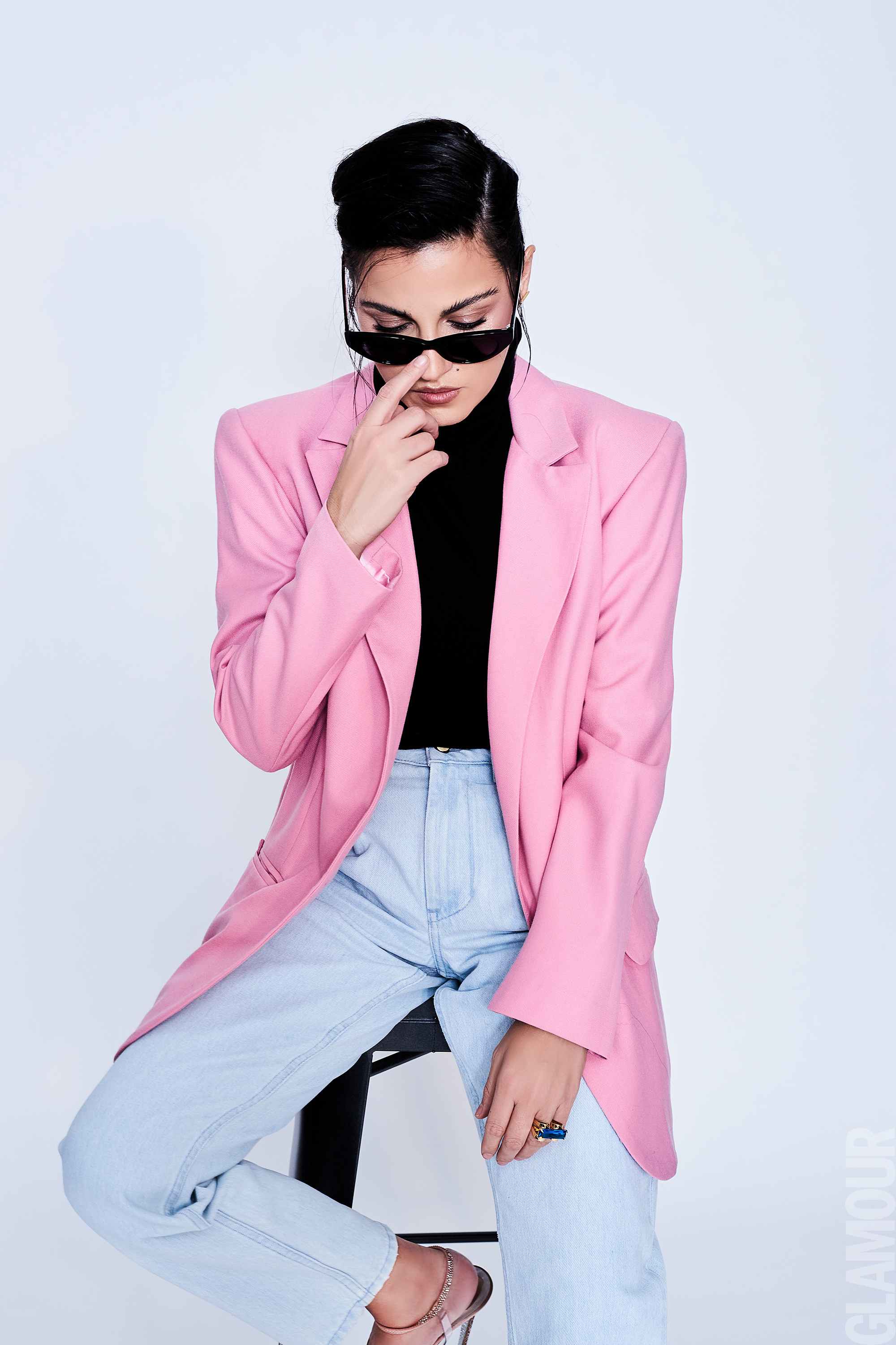 HQ
