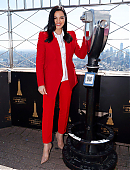 Matrícula=Maite-Perroni_-Visits_the_Empire_-State_Building_-_006.jpg
Tamanho=339KB
Dimensão=1366x2048
Data Envio=15.09.22 Maite-Perroni_-Visits_the_Empire_-State_Building_-_006.jpg