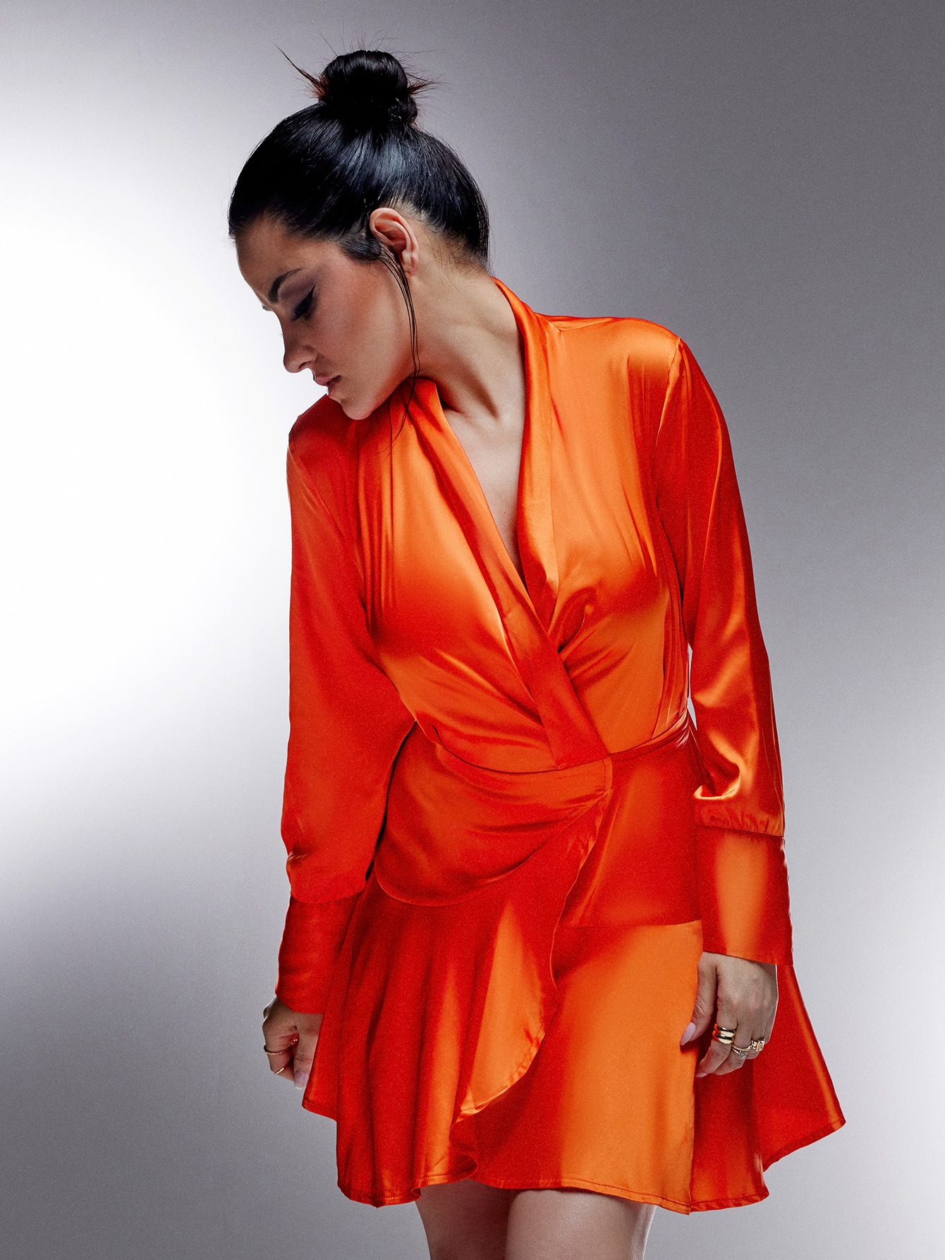 HQ
