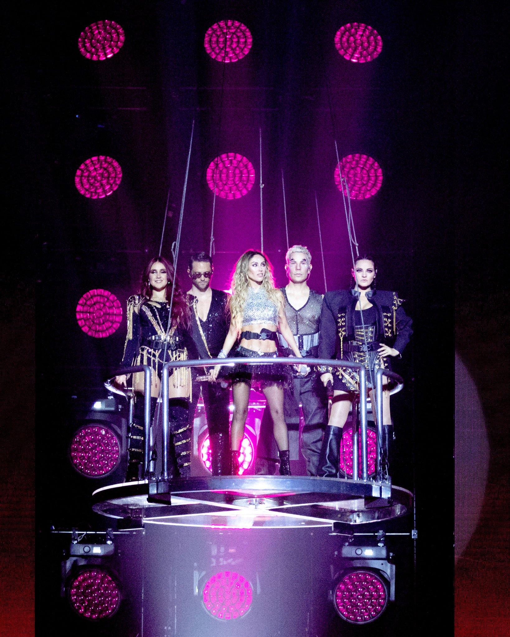 HQ
HQ