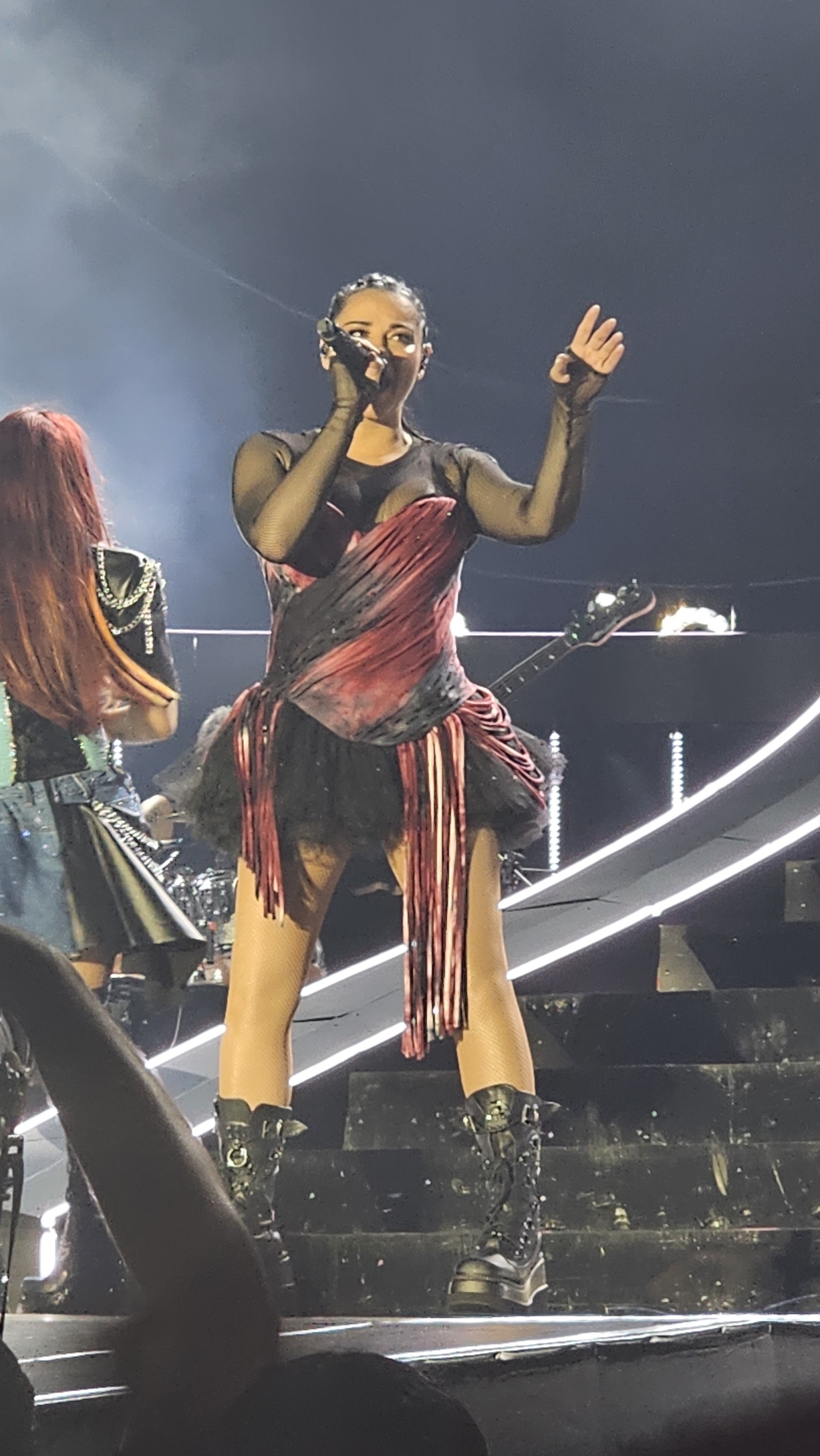 HQ
HQ