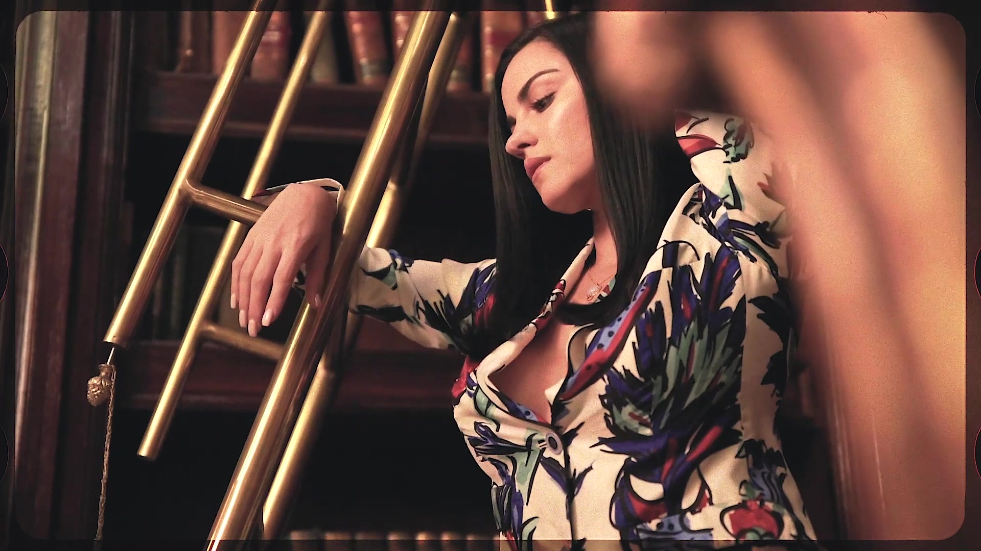 Alta_dose_de_talento-_Maite_Perroni_para_a_L_Officiel_Brasil_Full-HD_071.jpg