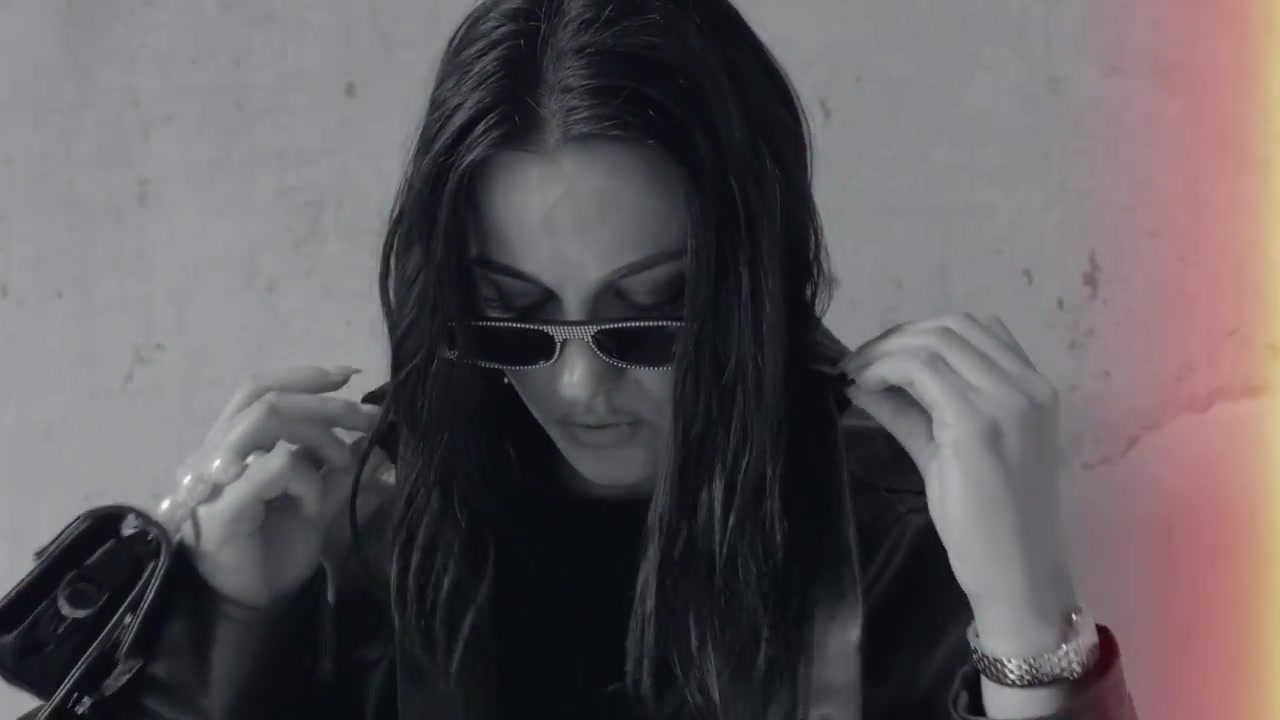 marie_claire_042.jpg