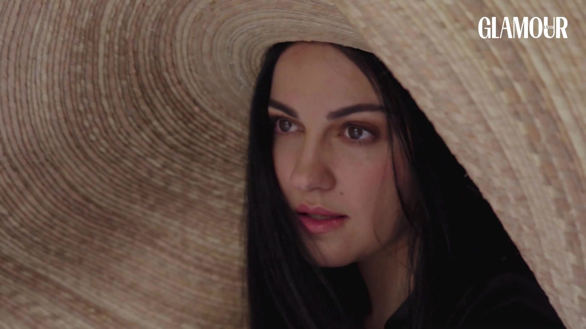 Maite_Perroni__si_tu_crees_en_ti_lo_puedes_lograr___Glamour_Mexico_0044.jpg