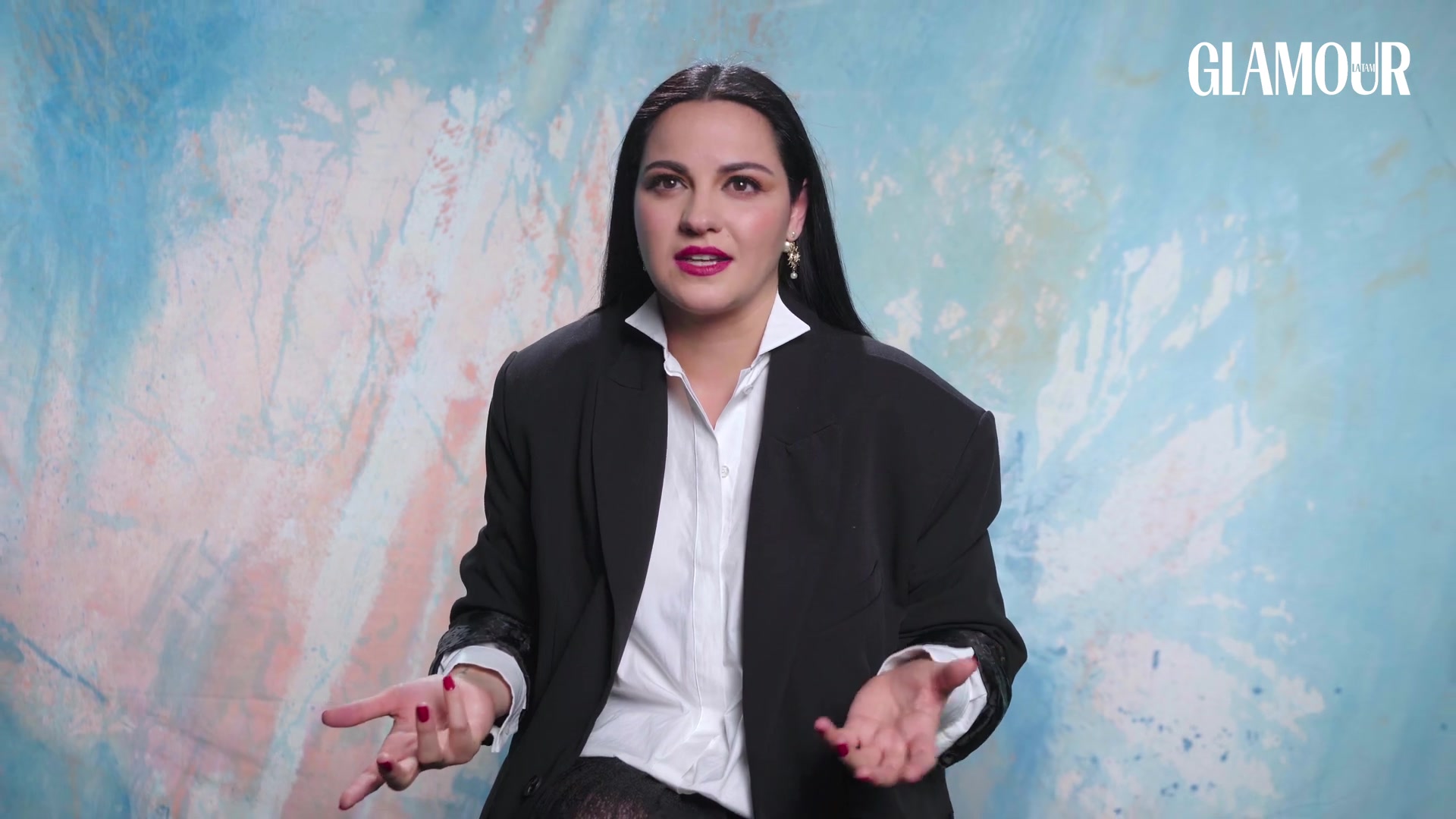 Maite_Perroni__si_tu_crees_en_ti_lo_puedes_lograr___Glamour_Mexico_0604.jpg