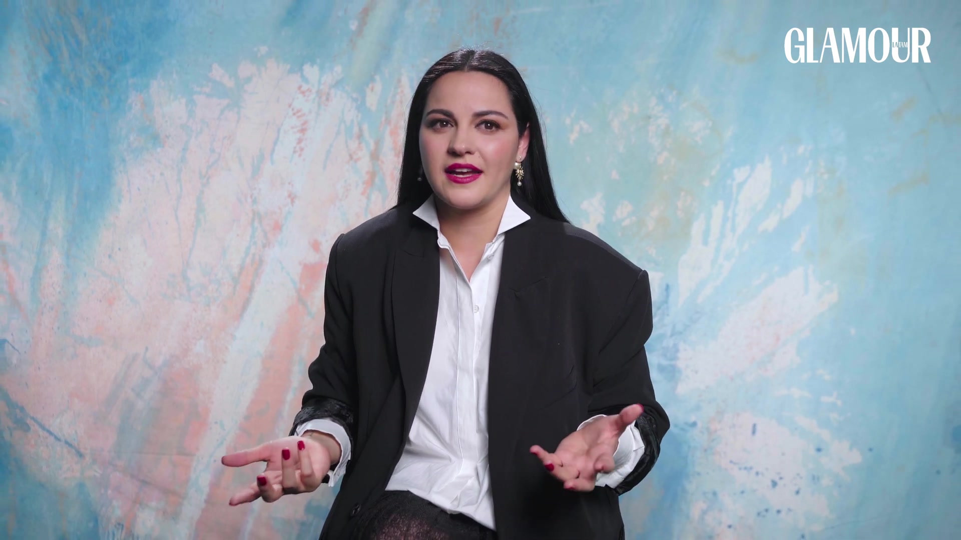 Maite_Perroni__si_tu_crees_en_ti_lo_puedes_lograr___Glamour_Mexico_0613.jpg