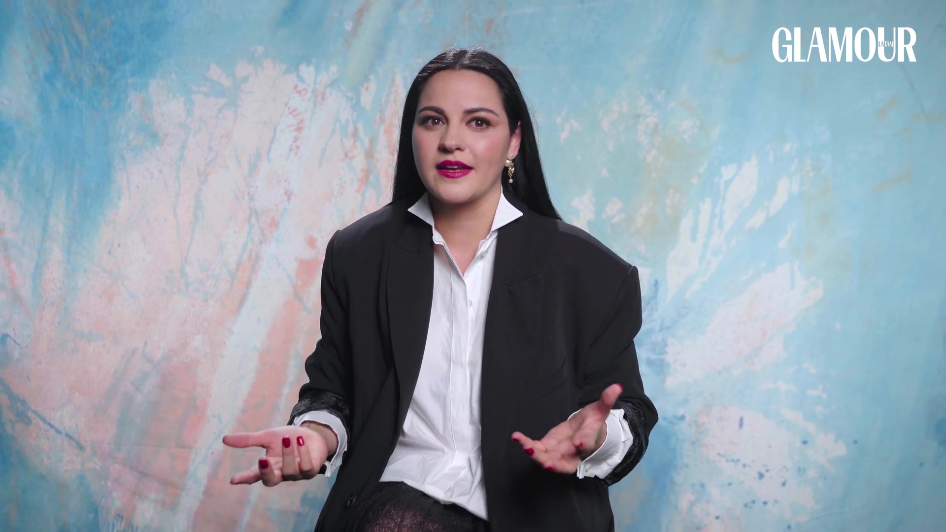 Maite_Perroni__si_tu_crees_en_ti_lo_puedes_lograr___Glamour_Mexico_0614.jpg