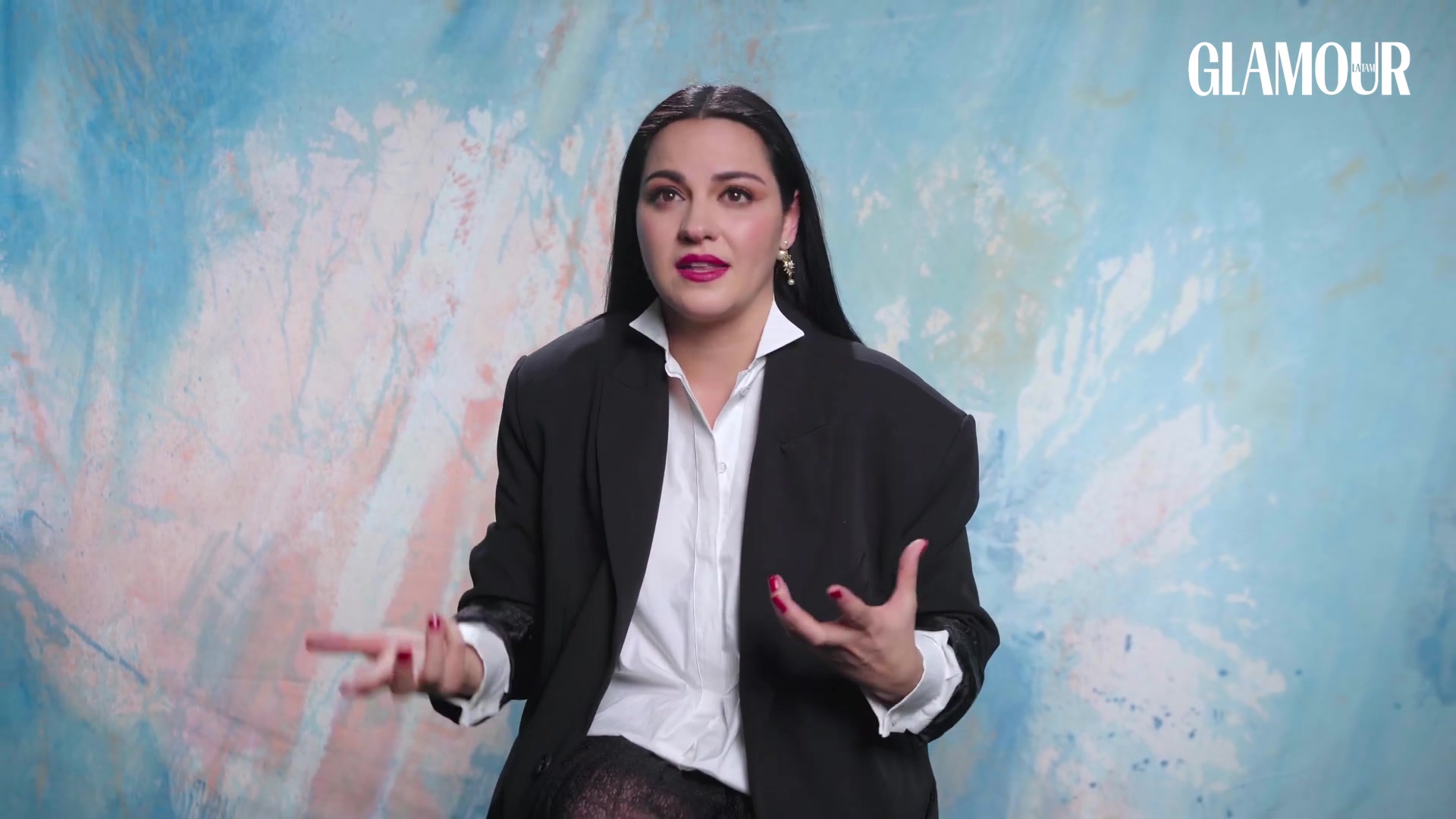 Maite_Perroni__si_tu_crees_en_ti_lo_puedes_lograr___Glamour_Mexico_0623.jpg