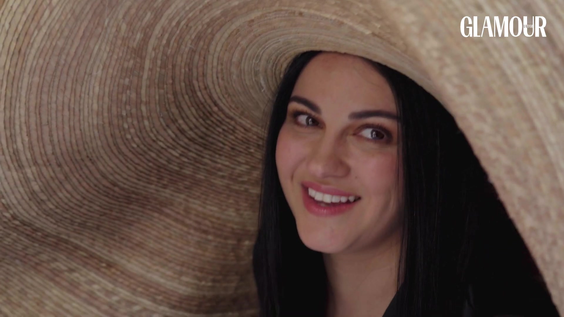 Maite_Perroni__si_tu_crees_en_ti_lo_puedes_lograr___Glamour_Mexico_1566.jpg