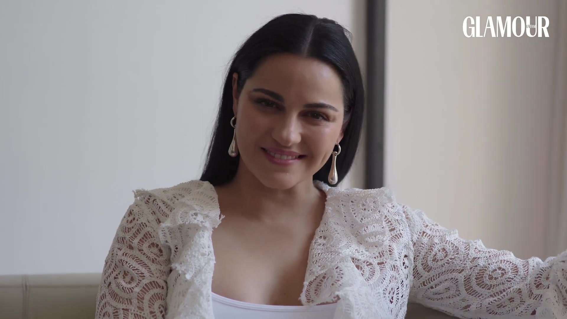 Maite_Perroni__si_tu_crees_en_ti_lo_puedes_lograr___Glamour_Mexico_2110.jpg