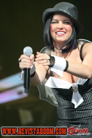 001-show-rbd-houston-halloween-2006-010.jpg 001-show-rbd-houston-halloween-2006-010.jpg