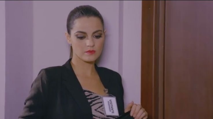 AMQLichita_2814329~5.jpg