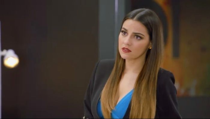 AMQLichita_287729~9.jpg AMQLichita_287729~9.jpg