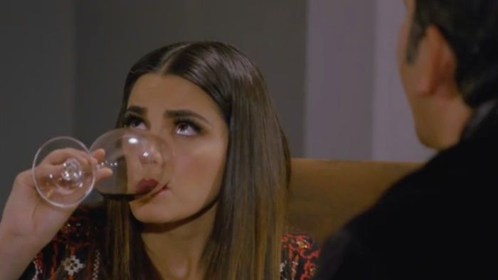 AMQLichita_28829~10.jpg AMQLichita_28829~10.jpg