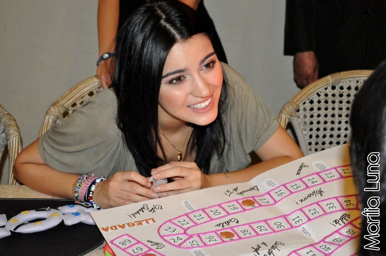 HQ
