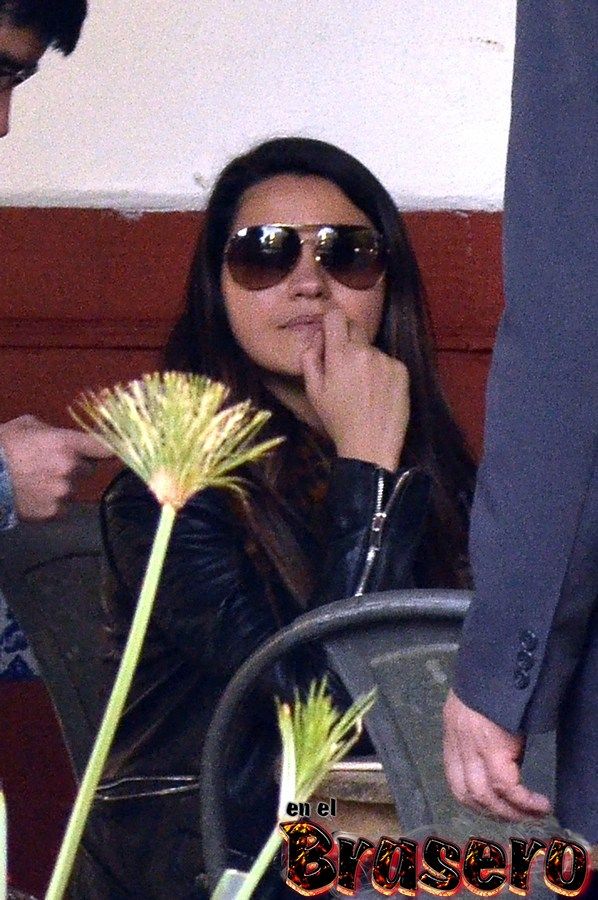 Maite-Perroni-custodiada-hasta-para-tomar-un-cafe-9.jpg Maite-Perroni-custodiada-hasta-para-tomar-un-cafe-9.jpg