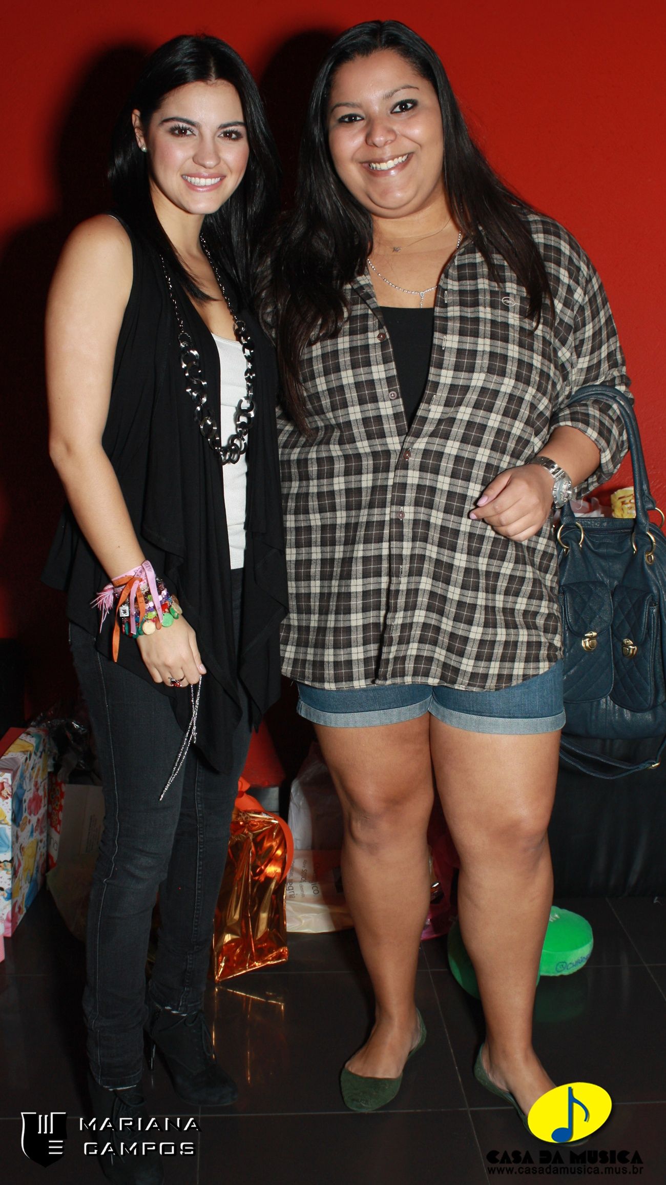 Maite_Perroni_BR_Tour_Meet_Santos_2010_206_-_original.jpg