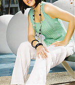 Surat_Cosmetics_2007_281429.jpg